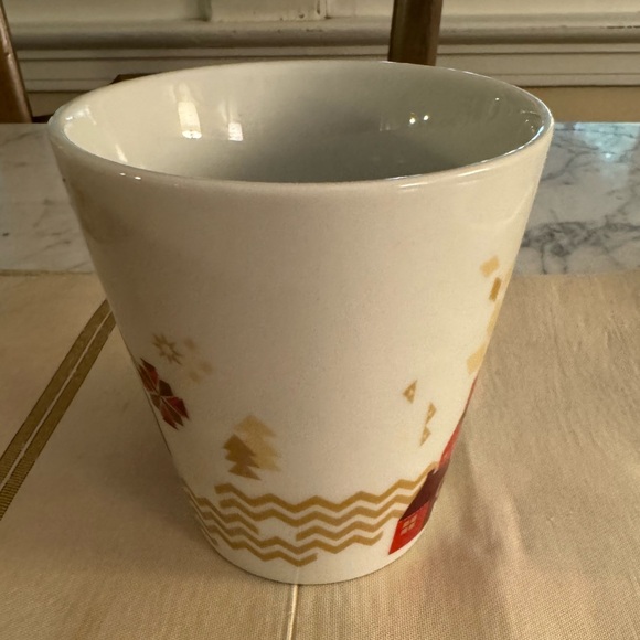 Starbucks holiday mug. Like new - Picture 3 of 5